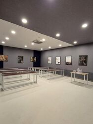 Westway (D5), Retail #569583431
